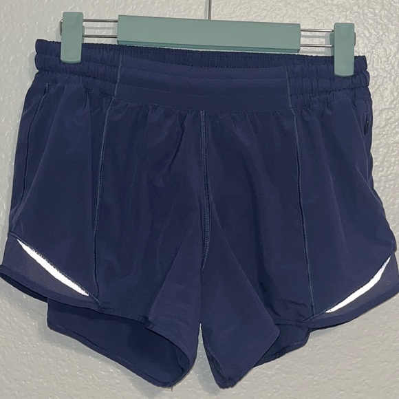 lululemon athletica Pants - Lululemon Running Shorts—Size 6 Tall
